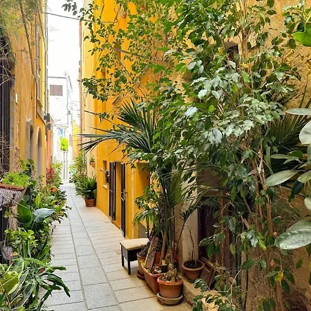 Kalma - At The Picturesque Via Stretta Holiday home *